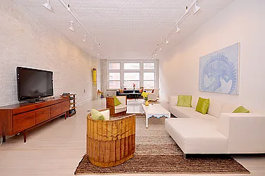 Sold by Yael Dunsky Real Estate