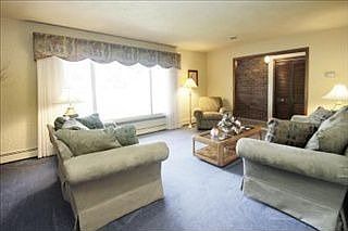 4th image of 15104 Walters Dr
