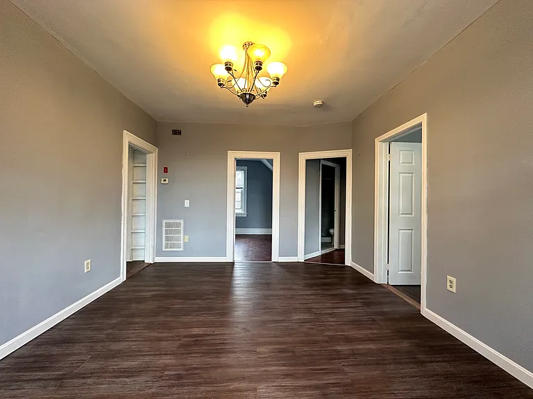 214 Pleasant St #3 — Photo 14