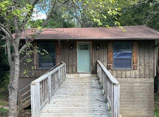 713 S Marshall St, Henderson, TX 75654