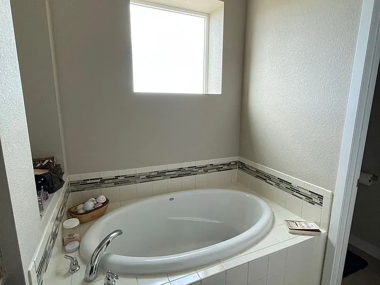 6768 Fern Dr — Photo 9