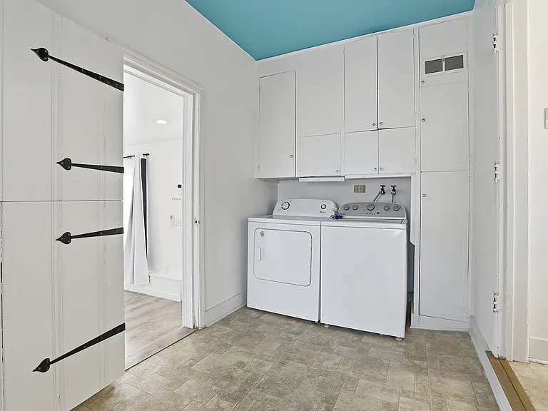 6925 W 14th Ave — Photo 8