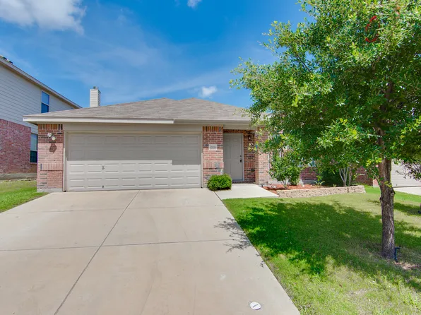12524 Panorama Dr, Burleson, TX 76028