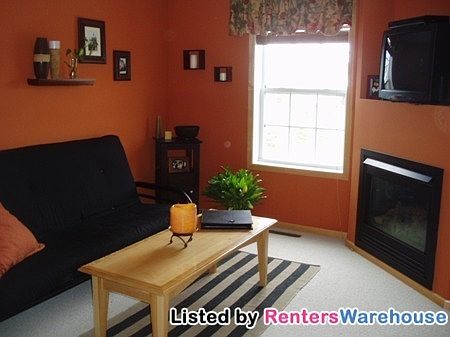 5th image of 11301 Chisholm Cir NE Unit B