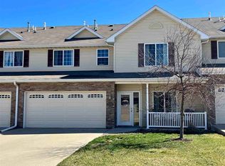 1496 Burr Dr, North Liberty, IA 52317