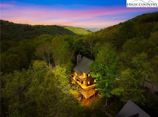 107 Heather Ln, Banner Elk, NC 28604