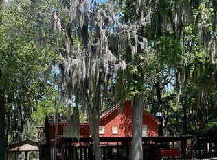 4301 Cypress Village Rd, Karnack, TX 75661