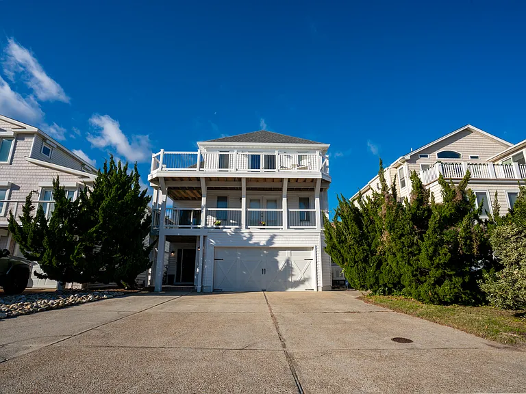 845 S Atlantic Ave — Photo 4