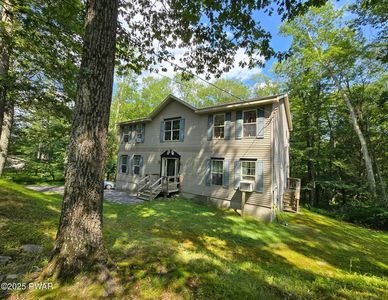 108 Red Shale Rd, Hawley, PA, 18428