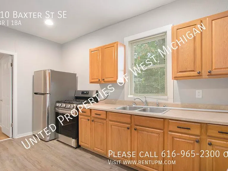 710 Baxter St SE — Photo 10