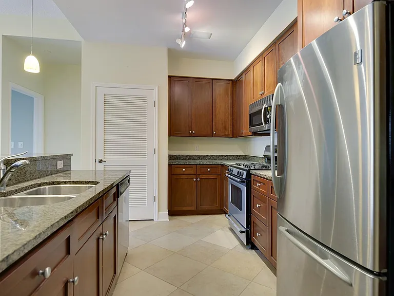 500 E Grant St #210 — Photo 14