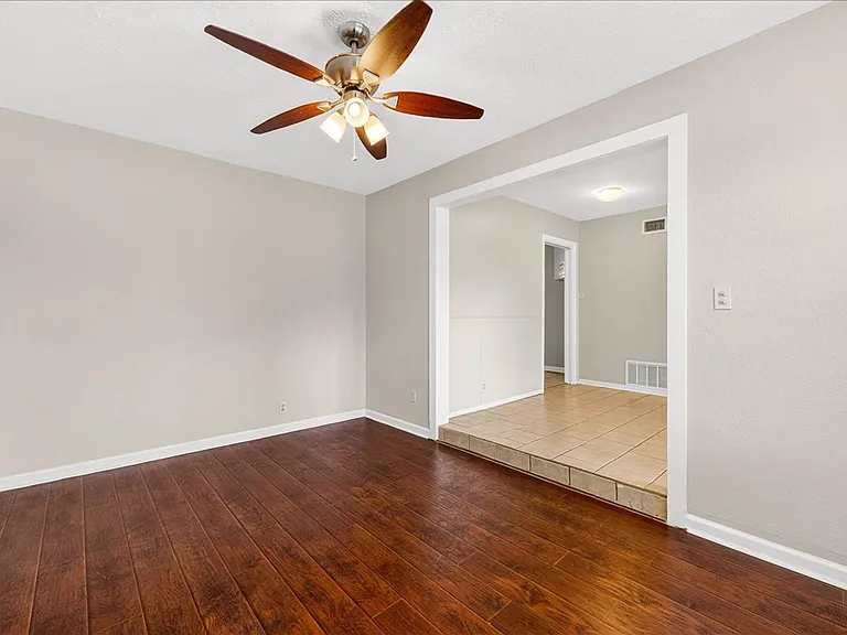 929 Ashland Dr — Photo 10