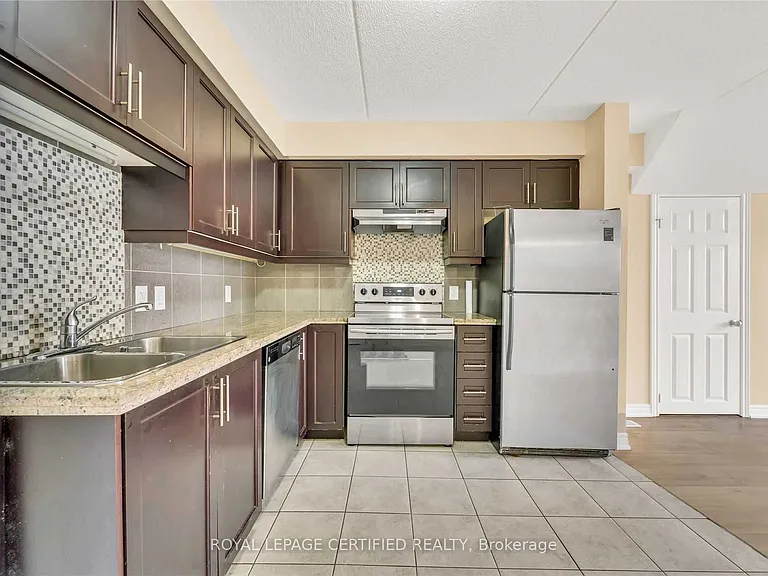 1380 Costigan Rd #17 — Photo 8