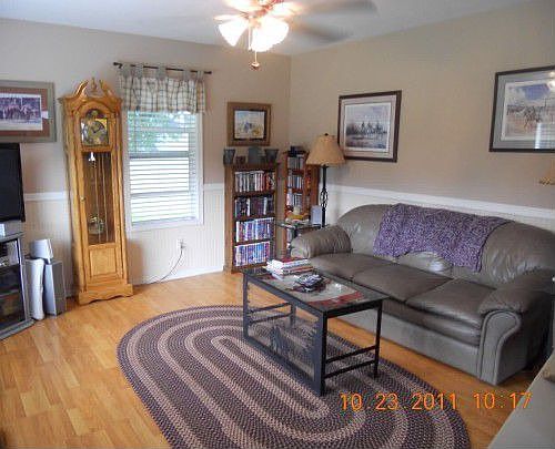 4th image of 34000 SE 6th St