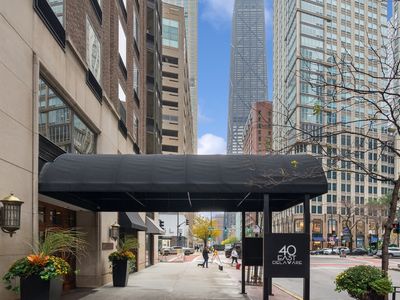 40 E Delaware Pl APT 805, Chicago, IL, 60611