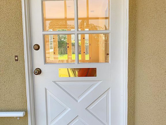 3rd image of 5240 W 140th St