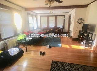 194 Calumet St #2, Boston, MA 02120