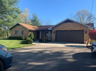 16836 Scenic Dr, Lawrenceburg, IN 47025