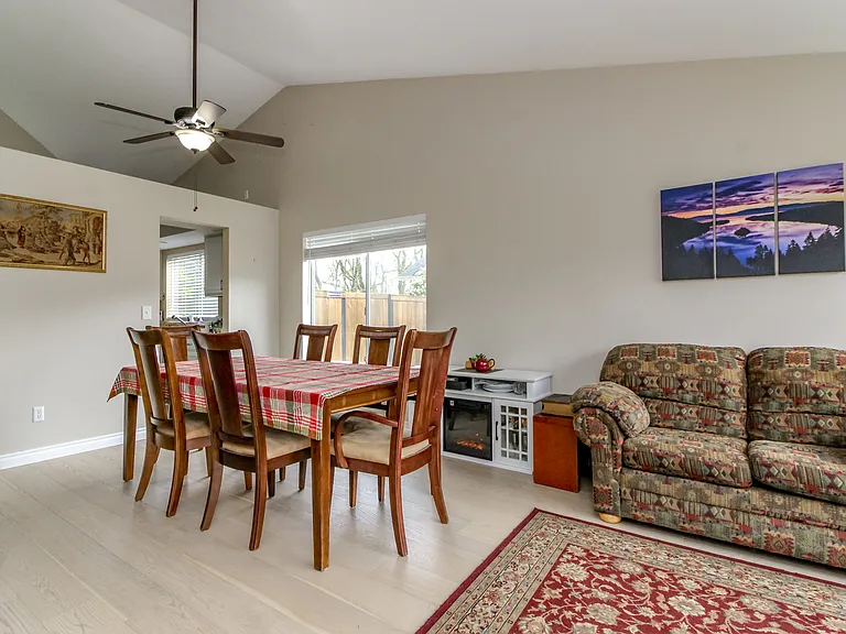 Dining/Family room