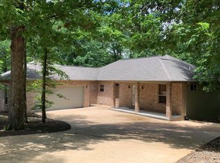 4 Brecknock Ln, Bella Vista, AR 72714