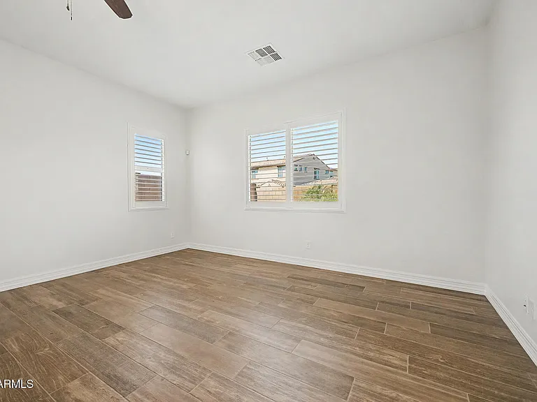 3205 N 198th Ln — Photo 19