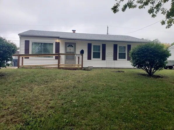 231 Gaywood Dr, Anderson, IN 46017