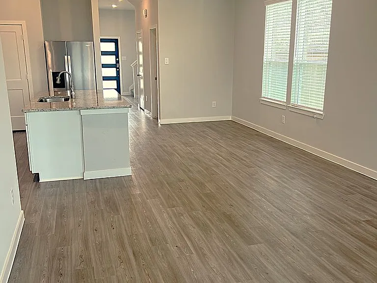 21158 Staked Plains Dr — Photo 7
