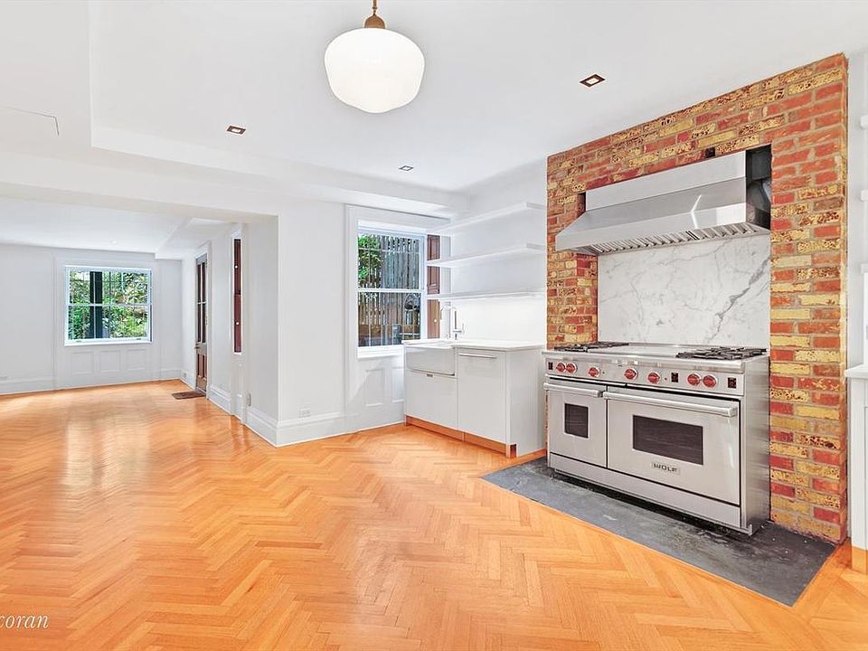 1st image of 315 Garfield Pl #1