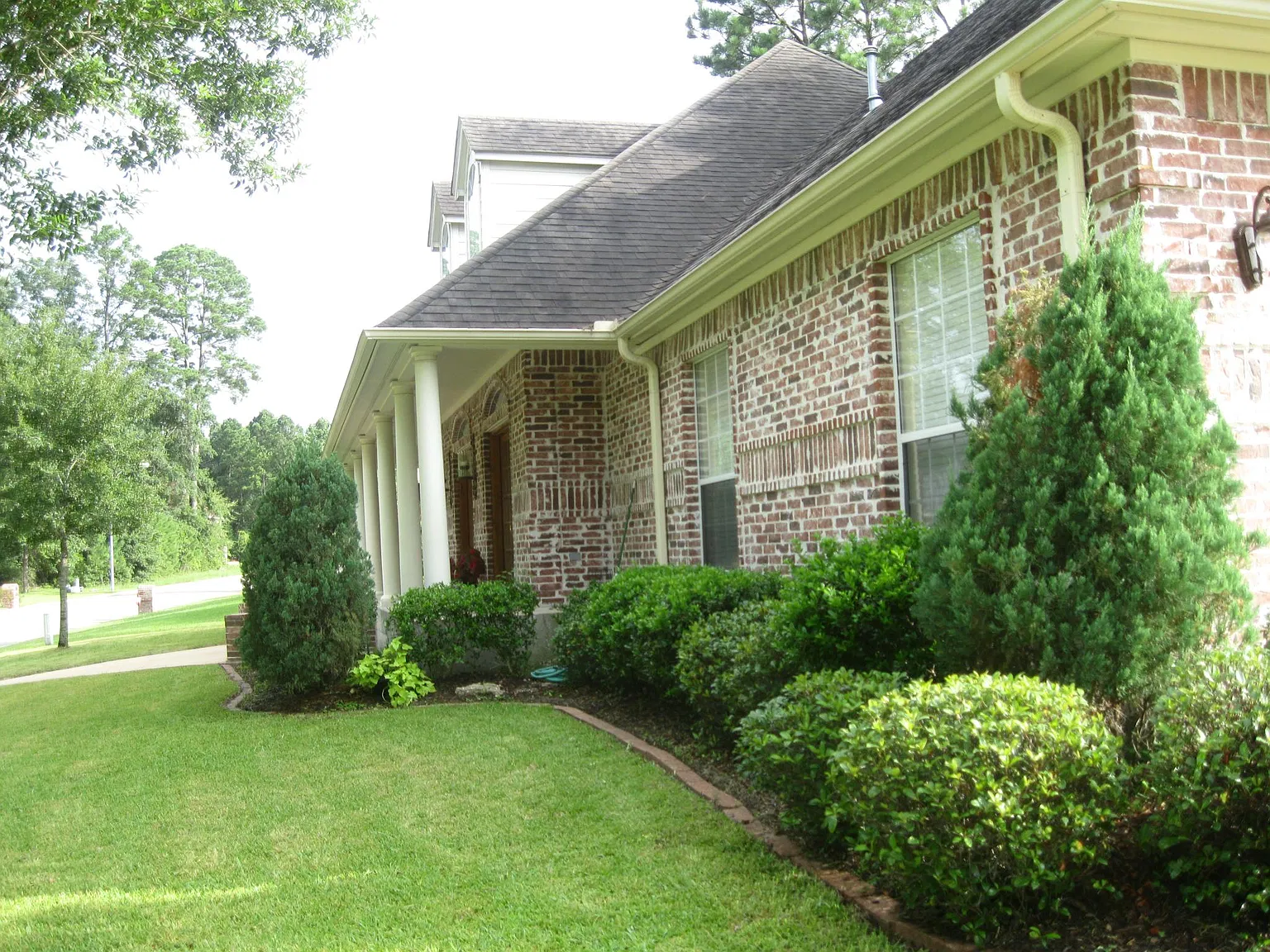 1802 Juniper Ln — Photo 4