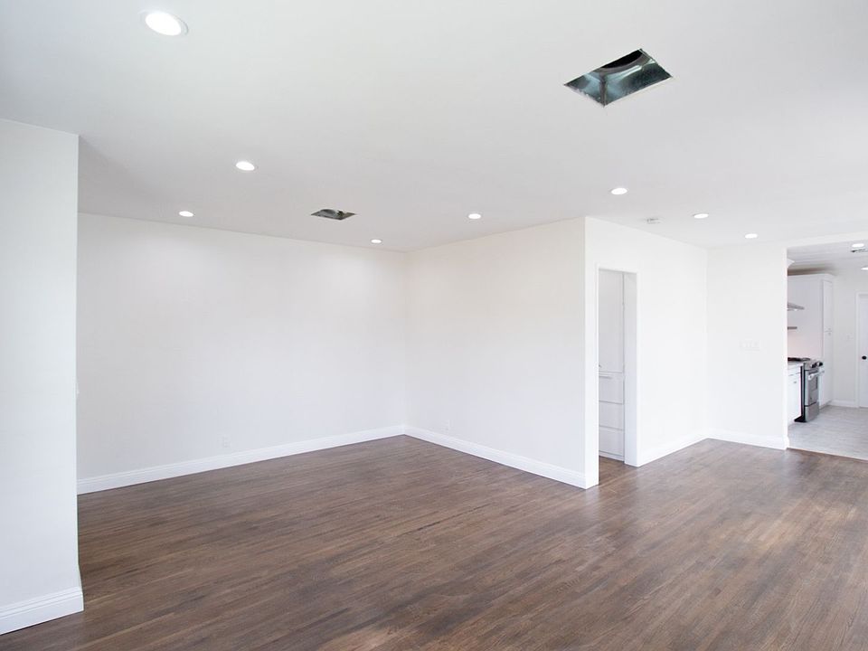 1st image of 17016 Van Ness Ave
