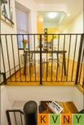 Rented by KVNY Soho | media 38