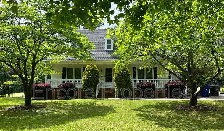 8112 Stillbreeze Dr — Photo 1