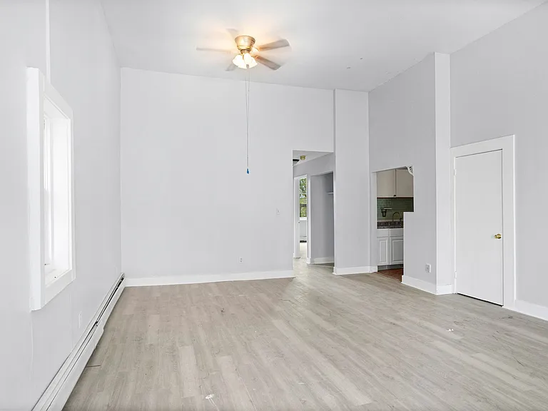 47 Ten Broeck St #B — Photo 10