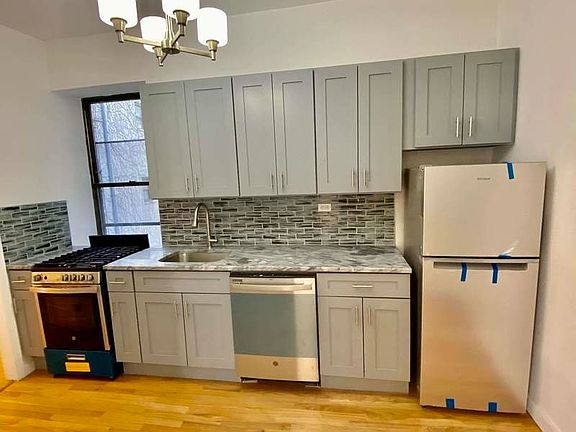2nd image of 1443 York Ave #3NS