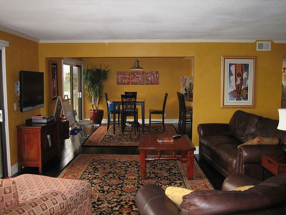 2nd image of 105 Avenida Del Reposo #A