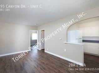 595 Canyon Dr UNIT C, Oceanside, CA 92054
