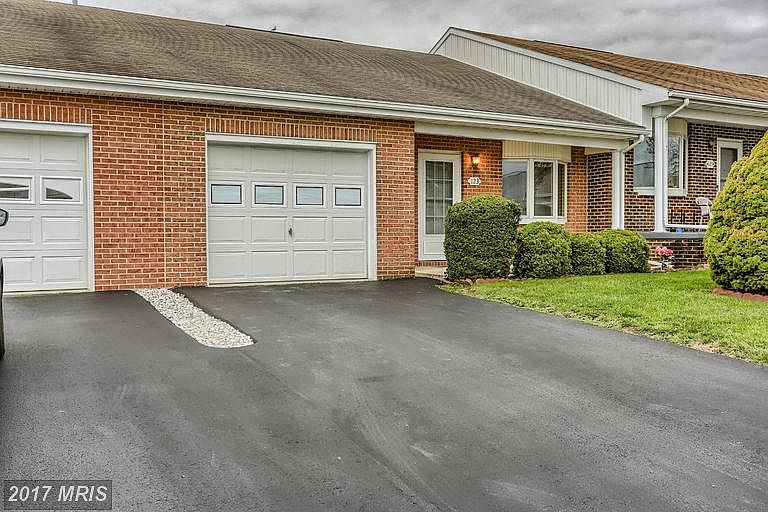 1st image of 123 Buttercup Dr