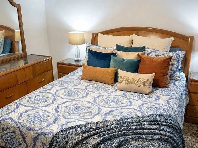 1771 Siervas De Maraa — Photo 31