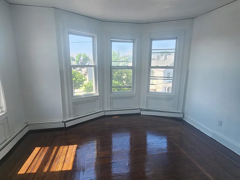 30-32 Geneva St #3 — Photo 3