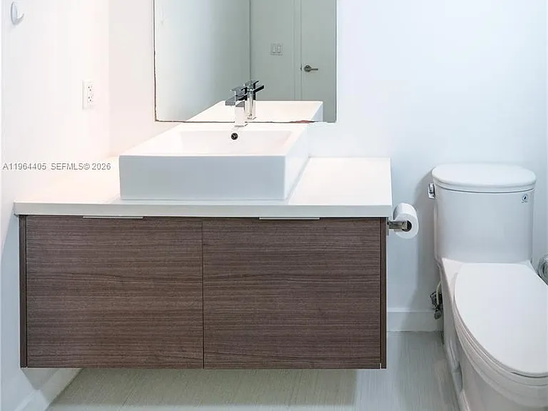 1010 SW 2nd Ave #606 — Photo 15