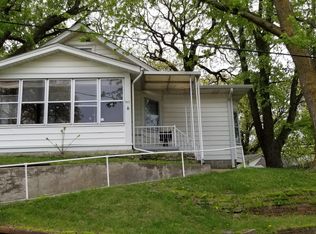 517 Iowa Ave, Council Bluffs, IA 51503