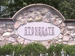 5123 Travis Edward Way APT D, Centreville, VA 20120