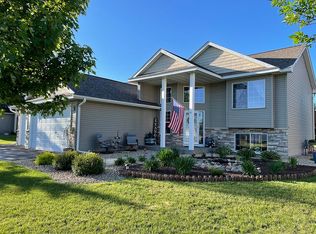 20314 Prairie Dr, Big Lake, MN 55309
