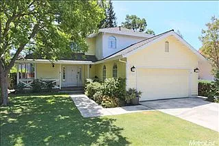 286 Rivertree Way photo 1