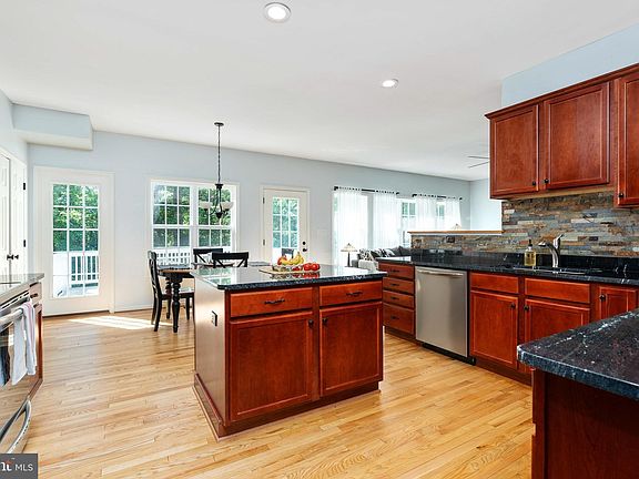 2nd image of 7199 Arrow Wood Dr