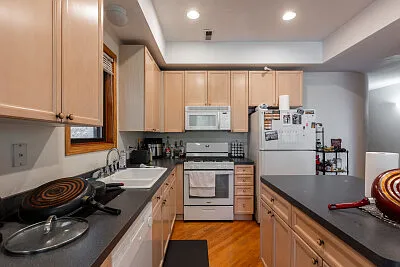 2718 N Wayne Ave #2 — Photo 2
