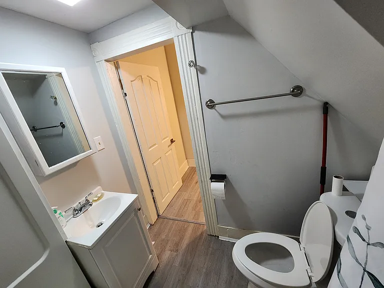 11 Prospect St — Photo 12