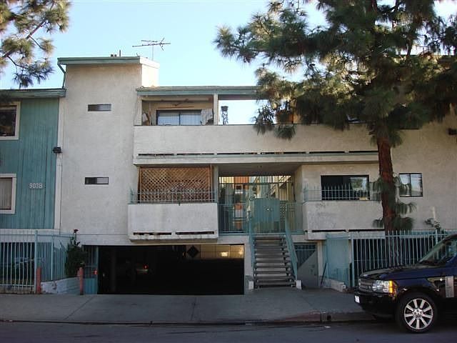 1st image of 9038 Orion Ave Unit 101