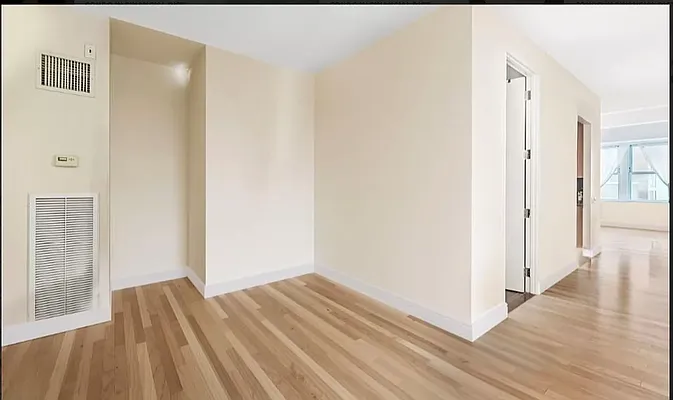 Rented by Compass | media 18