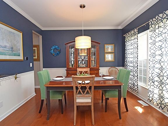 5th image of 7029 Stanton Dr